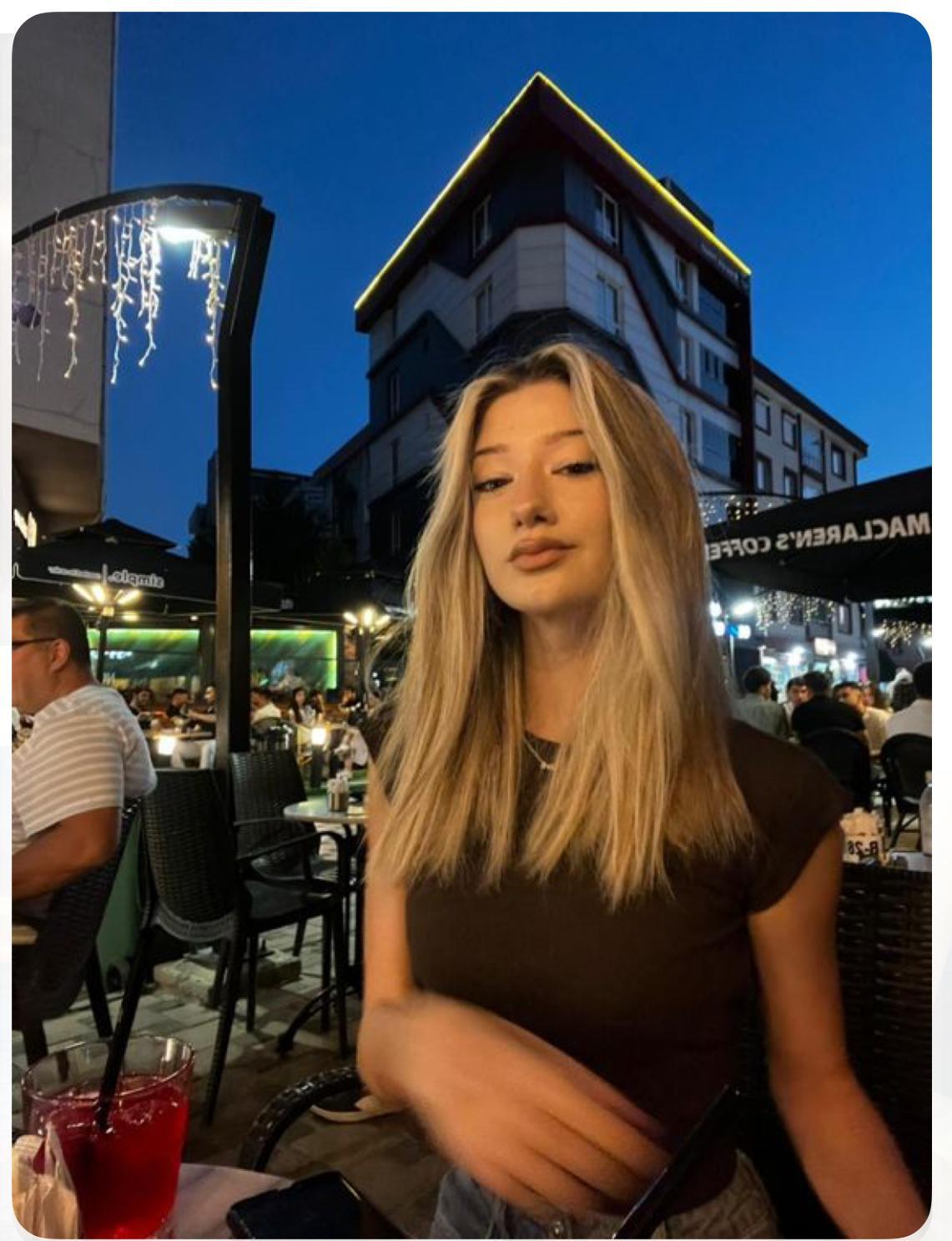 Balıkesir Escort Deneyimiyle Rutinleri Kırın