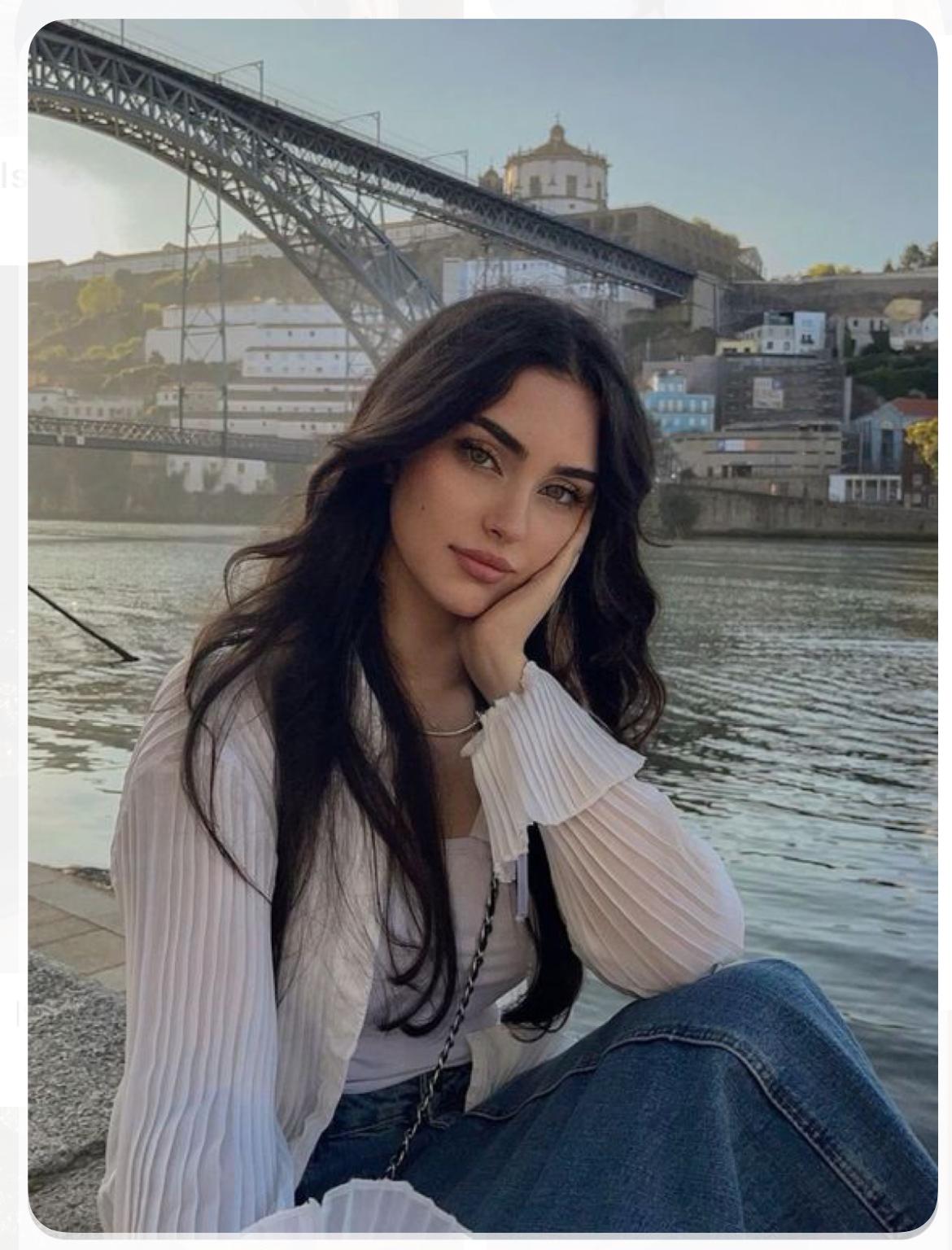 Çanakkale Escort Dünyasında Sınırları Aşan Hizmet