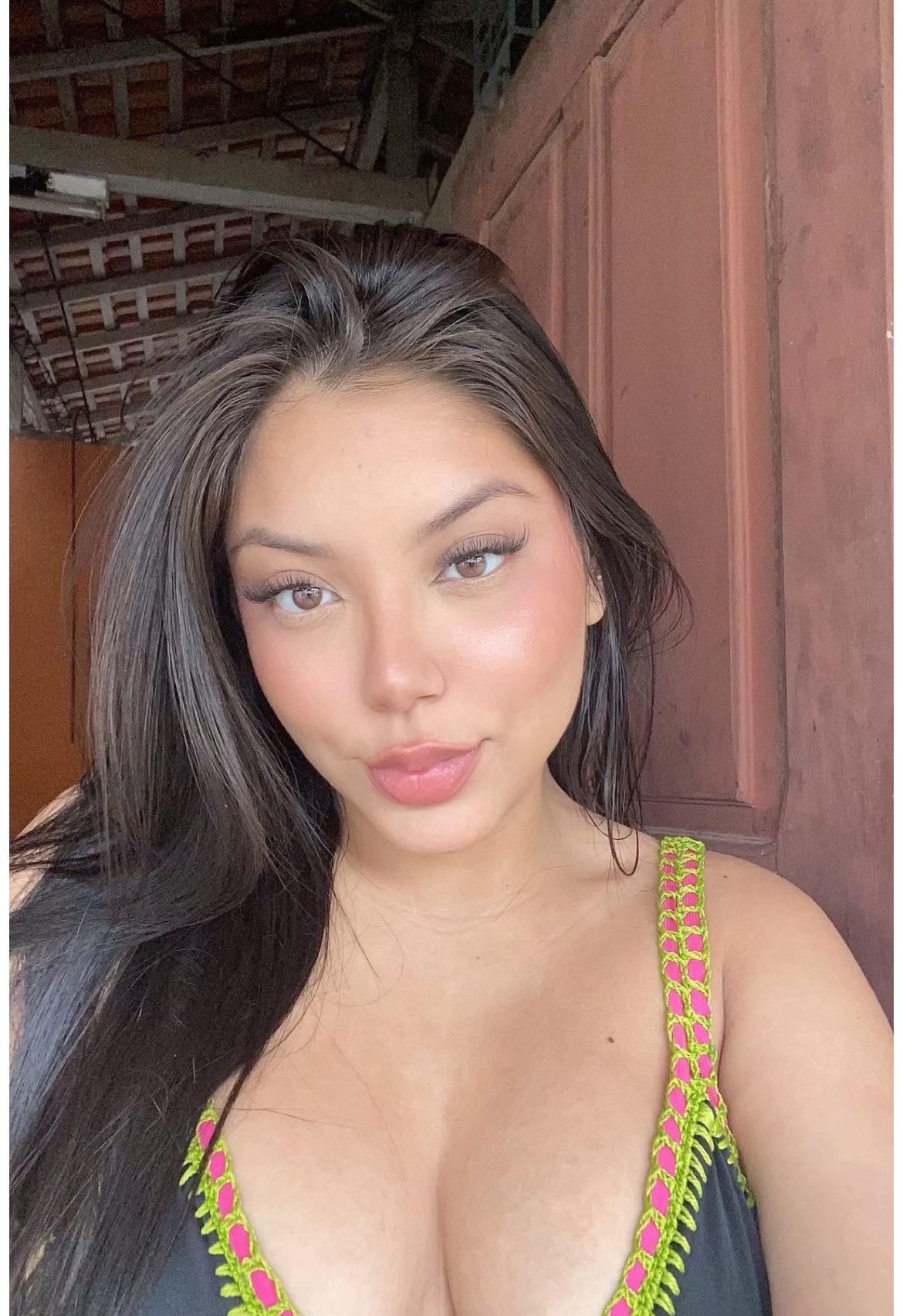 Denizli Escort Farkıyla Kendinizi Şımartın